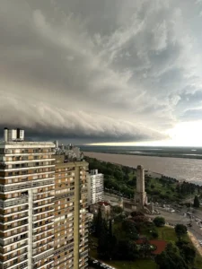 Rosario en alerta por fuerte temporal (1)