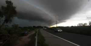 Tareas de limpieza de canales en Rosario por alerta de El Niño