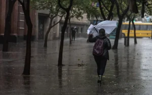 Rosario tendrá un nuevo sistema de alerta de tormentas por mensajería instantánea