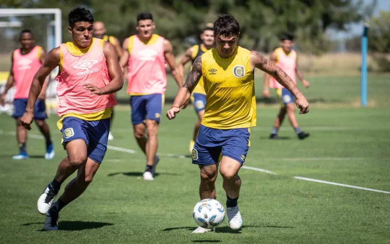 Russo comienza a definir el once para visitar a Newell's