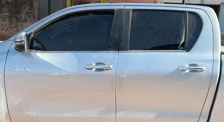 Salta: la camioneta de Urtubey fue baleada durante campaña.