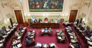 Debate en Santa Fe sobre la ley de discursos de odio