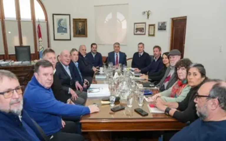 Santa Fe: estatales aceptaron la propuesta salarial del gobierno