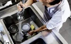 evitan el derroche de agua en bares