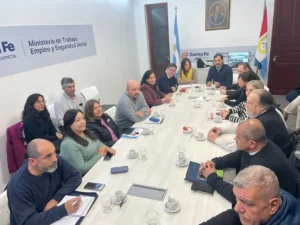 Santa Fe recompondrá salarios tras el dato de inflación de octubre