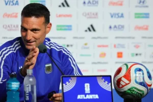 Scaloni pidió separar el fútbol de la guerra de Malvinas en la previa del duelo