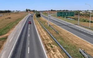 Se anunció el inicio de obras para tercer carril en la Autopista Rosario-Santa Fe