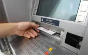 Se cerraron más de 330.000 cuentas sueldo en el primer cuatrimestre del año