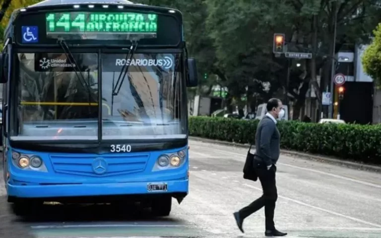 Se levantó el paro de transporte en Rosario