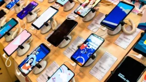 Se oficializó la baja de aranceles para la importación de celulares