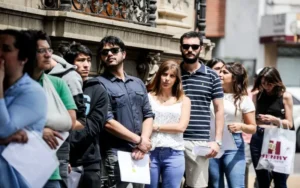 Según datos del mercado laboral en Gran Rosario, hay menos desempleo