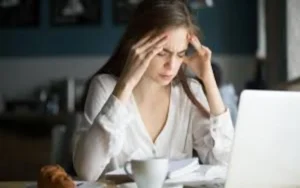 Según un estudio, la migraña afecta sobre todo a mujeres jóvenes y activas