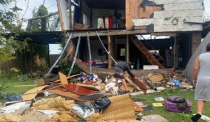 Importantes destrozos en Ibarlucea tras el paso del temporal.