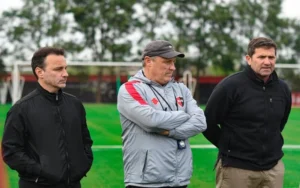 Newell's: Lunari seguirá como DT si los resultados lo acompañan