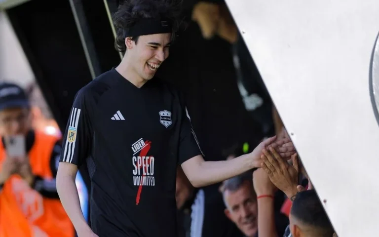 Spreen habló de su polémico debut en Deportivo Riestra