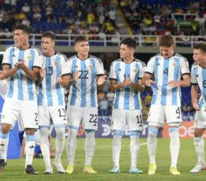 El equipo argentino motvándose
