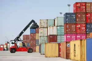 Superávit en ventas pero baja en ingesos de dólares