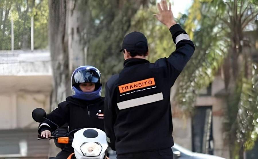 Tareas comunitarias por infracciones de tránsito en Rosario