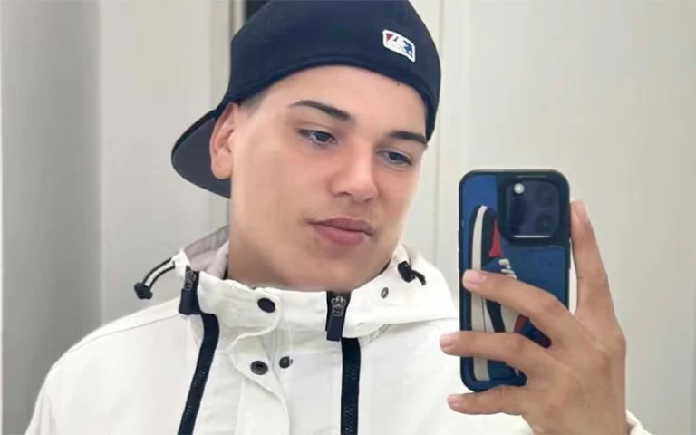 Thiago Medina continúa internado con pronóstico reservado.