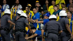 Hinchas de Rosario Central reprimidos por la policía brasileña