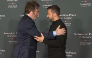Tras su paso por el G7, Milei arribó a Suiza para la cumbre por Ucrania