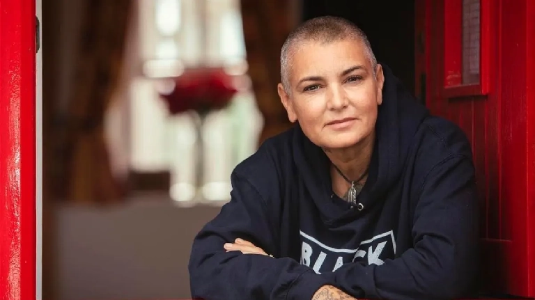 La cantante irlandesa Sinéad O'Connor falleció el 26 de julio de 2023 a los 56 años por causas naturales, pero en todo este tiempo no se dieron más detalles.