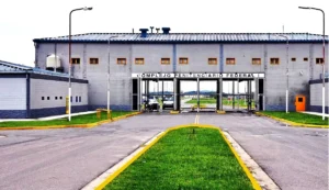 Fachada de la cárcel federal de Santa Fe