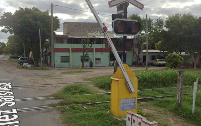 El accidente se produjo este miércoles pasado el mediodía en Vélez Sarsfield y Pasaje San Gerónimo, en la zona noroeste de Rosario.