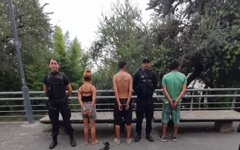 Tres detenidos en el Parque España en Rosario