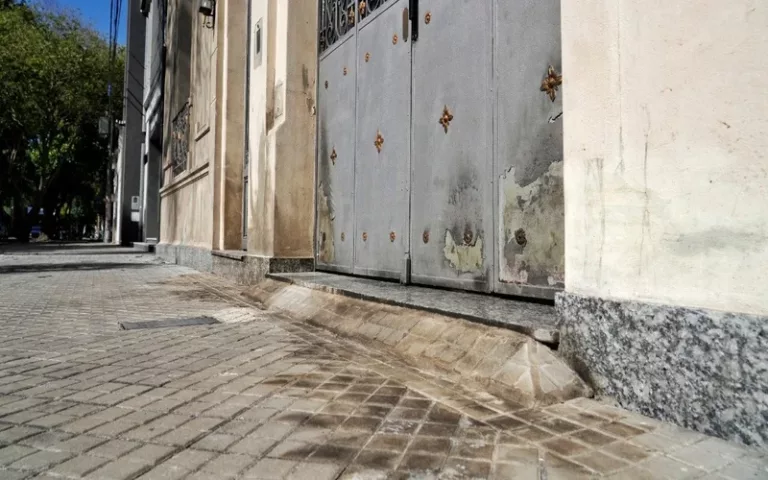 Tres intimidaciones con nuevos mensajes para Pullaro