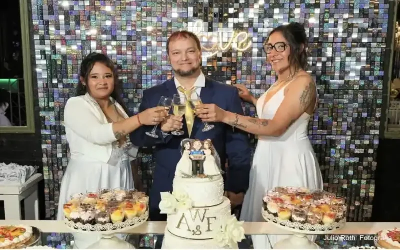 Trieja santafesina: boda en Uruguay y nueva vida en Sauce Viejo