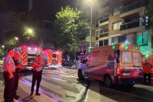 Córdoba: un joven saltó al vacío por un incendio y murió