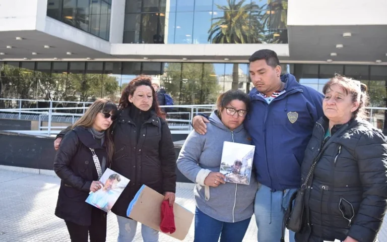 Una agente policial fue condenada a 15 años de prisión por matar tras una discusión por una deuda