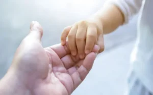 Una familia alojó dos años a una niña y la Justicia le negó la tenencia
