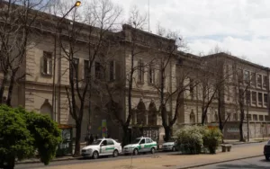 Una nena de 2 años se disparó con un arma de aire comprimida