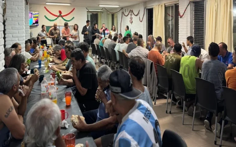 Rosario: Unas cien personas celebran la llegada de 2025 en los refugios municipales