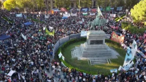 Universidades anunciaron un paro y peligra el inicio de clases