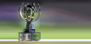 Vélez y Estudiantes juegan la Supercopa Internacional