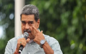 Venezuela pide la captura de 16 funcionarios argentinos