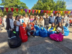 entregan elementos deportivos en Santa Fe