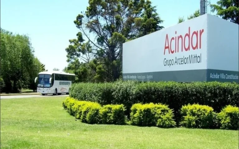 Villa Constitución: Acindar vuelve a paralizar su planta