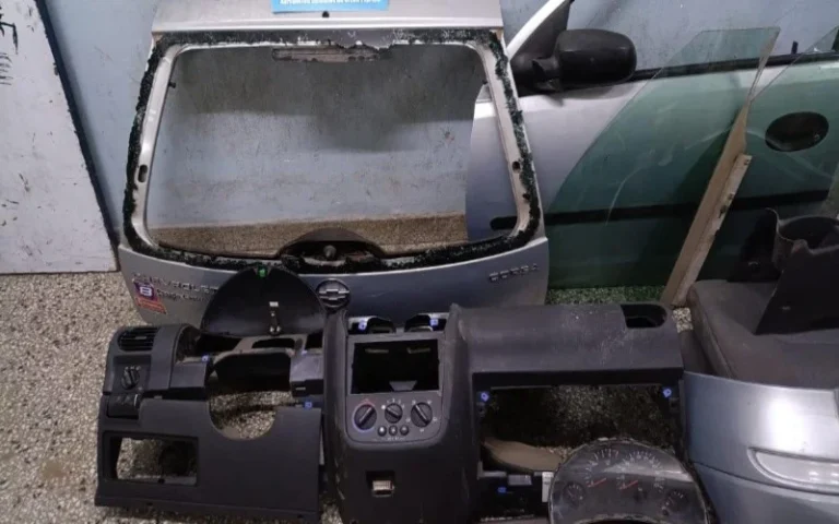 Villa Gobernador Gálvez: allanaron un desarmadero y encontraron partes de un auto robado meses atrás