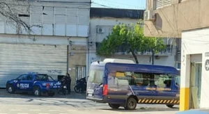 Violento asalto a un local de baterías en Rosario