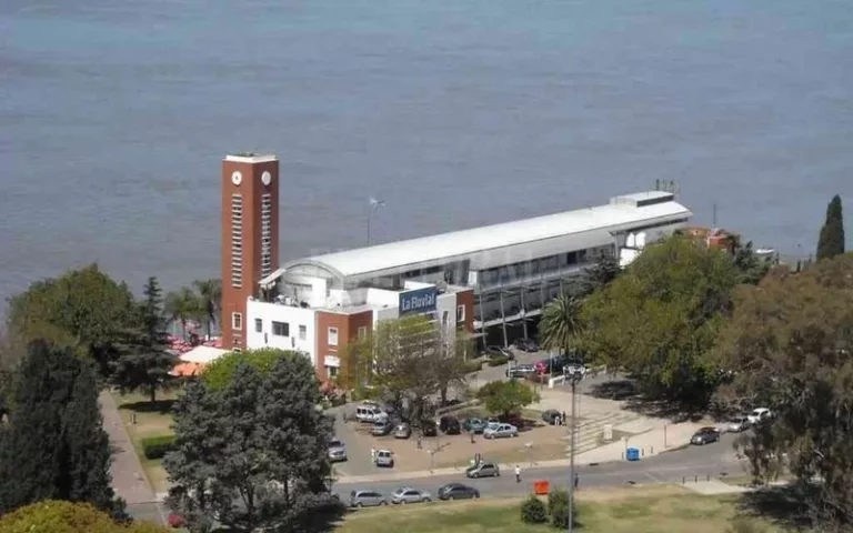 Retoman los cruces a la isla desde La Fluvial