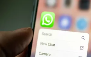 WhatsApp activa la función de buscar mensajes por fecha