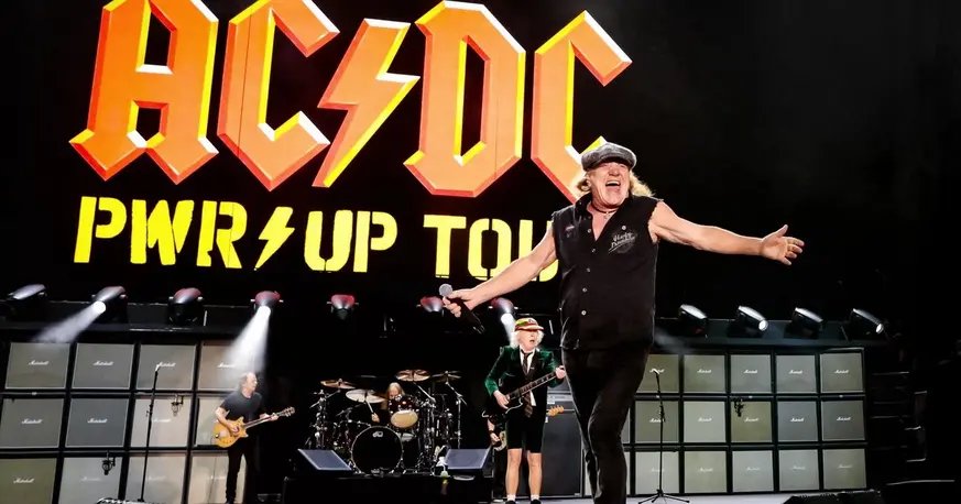 AC/DC encendió Brasil y se prepara para el Monumental