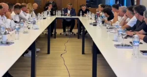 Dirigentes de AFA debaten el futuro del torneo Apertura