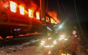 Consecuencias de un ataque a un tren en Ucrania