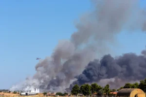 Avión militar accidentado en exhibición aérea en Atenas