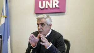 Bartolacci advirtió por la crisis en la UNR y llamó a marchar